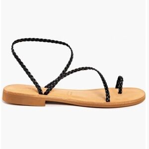 Cocobelle Women’s Crescent‎ Toe Loop Sandal in Braided Black Leather  Size 6.5